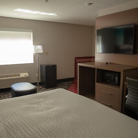 Clarion Pointe Indianapolis Airport Hotel Plainfield Bilik gambar