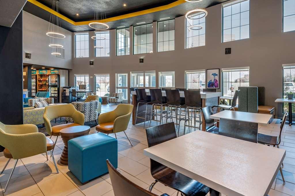 Clarion Pointe Indianapolis Airport Hotel Plainfield Dalaman gambar