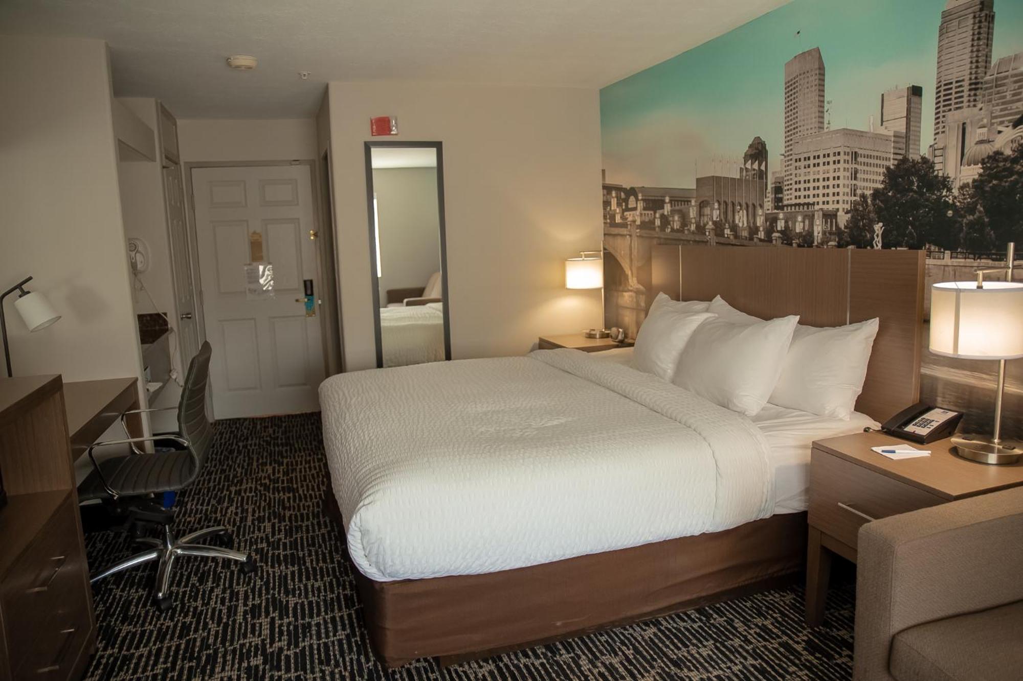 Clarion Pointe Indianapolis Airport Hotel Plainfield Bilik gambar